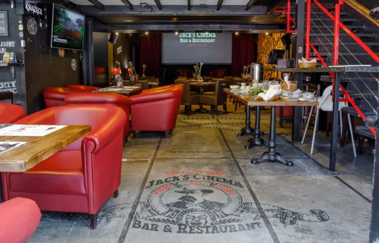 Jack's Cinema Bar & Restaurant - zdjęcie 1