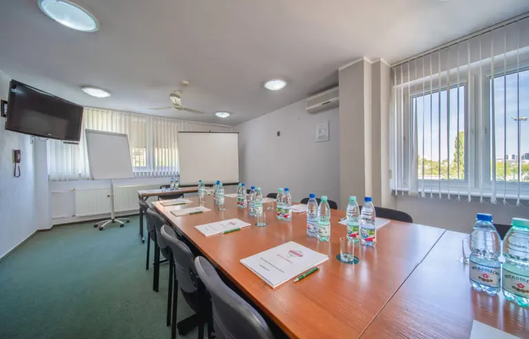 Hotel Gromada Poznań - zdjęcie 1