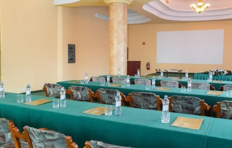 Hotel Gołębiewski Białystok - photo 1