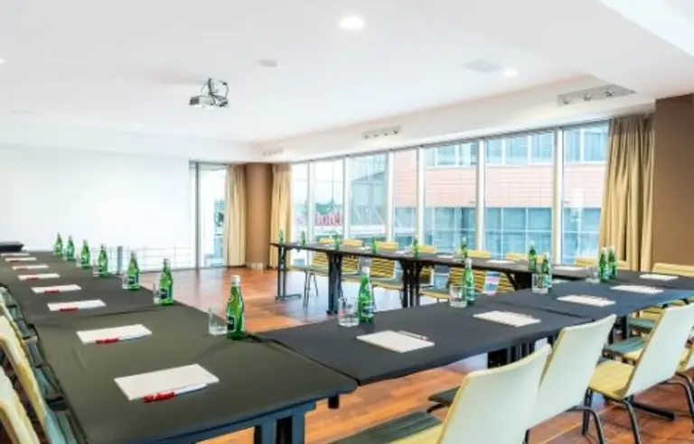 Qubus Hotel Kraków - zdjęcie 1