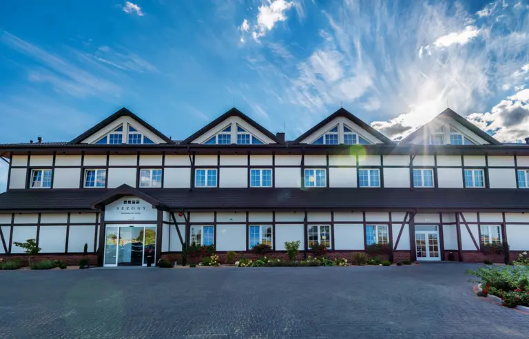 Sezony Restauracja i Hotel