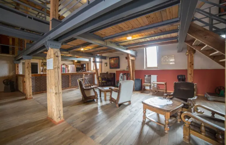 Zamkowy Młyn - photo 1