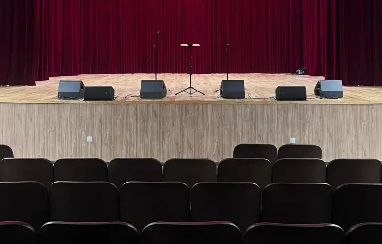 Powiatowe Centrum Kultury w Czechowicach-Dziedzicach sala widowiskowa