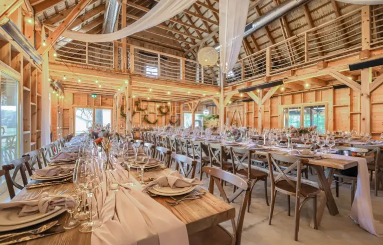 W Szczerym polu Stodoła