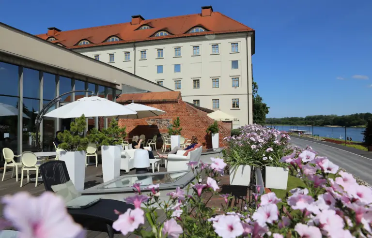 Hotel Bulwar - photo 1