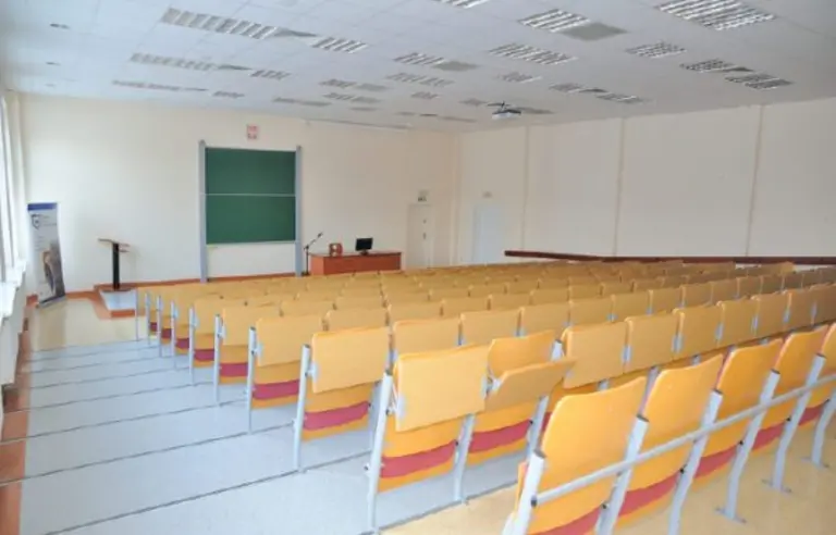 Regionalne Centrum Konferencyjne przy Uczelni Jana Wyżykowskiego - zdjęcie 1