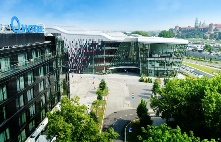 Q Hotel Plus Kraków - photo 1