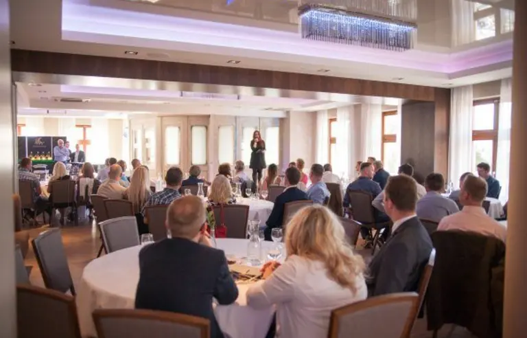 Sala Waniliowa i Apartamenty Sowa Bydgoszcz - zdjęcie 1