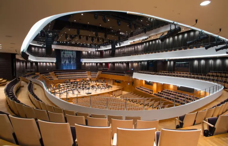 Narodowe Forum Muzyki Wroclaw sala glowna
