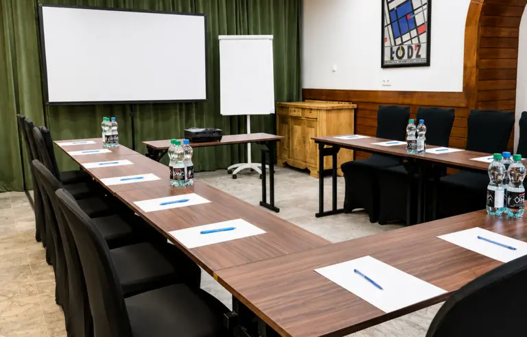 Sala konferencyjna w Spichlerz Park w Kazimierzu Dolnym