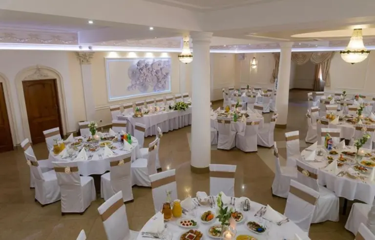 Dworek Białołęka - zdjęcie 1