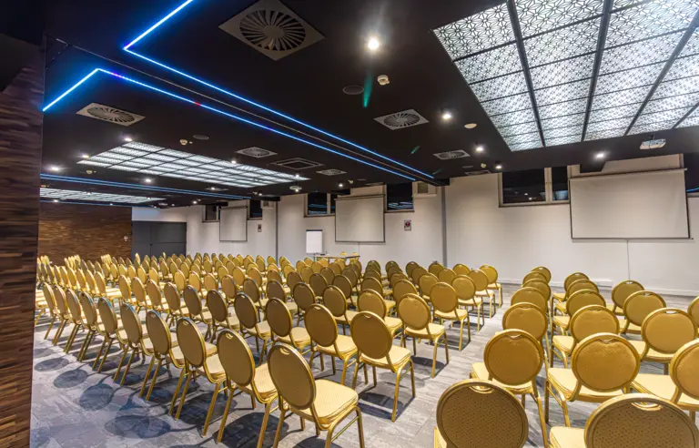 Hotel Europa Starachowice - photo 1