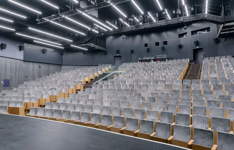 Centrum Sztuki Moscice Tarnow Sala Widowiskowa