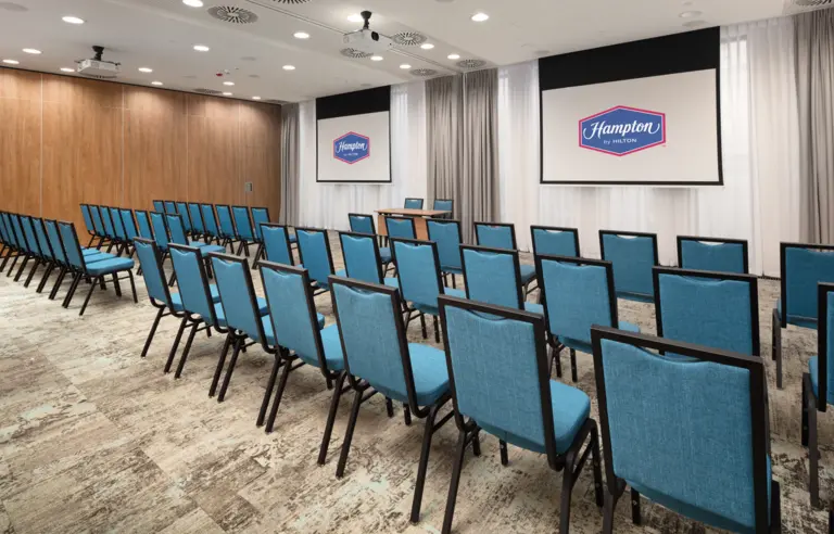 Sala konferencyjna w połączeniu - 1st Avenue oraz 2nd Avenue