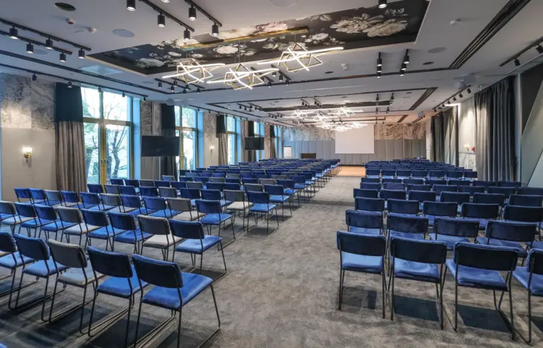 Hotel Moderno - photo 1