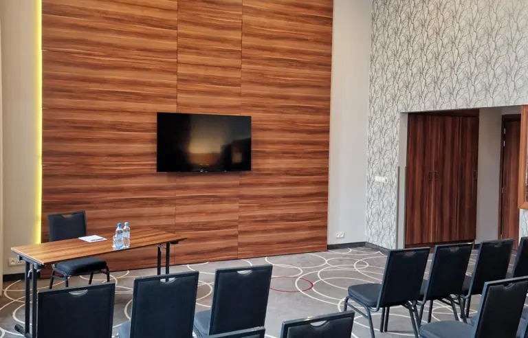 Warsaw Plaza Hotel Sala Trefl