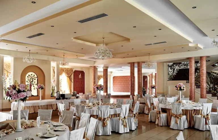 Dwór Polski Resort Parkowy - zdjęcie 1