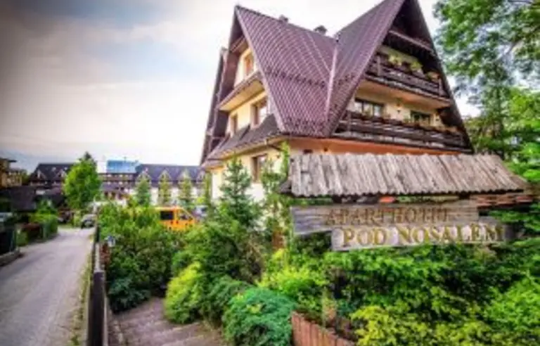 Aparthotel Pod Nosalem - zdjęcie 1