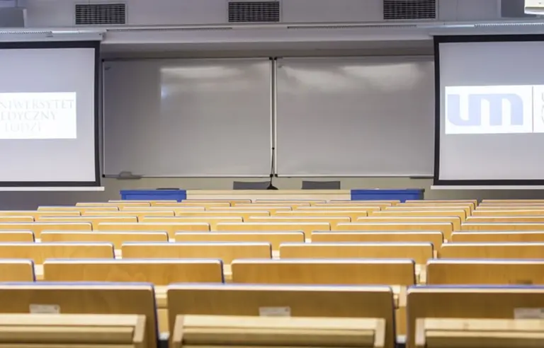 Centrum Kliniczno-Dydaktyczne Uniwersytetu Medycznego - photo 1