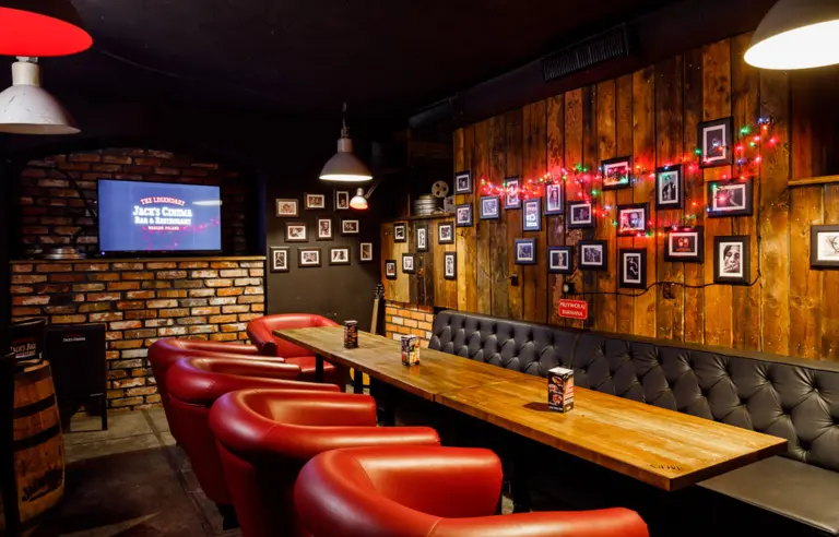 Jack's Cinema Bar & Restaurant - zdjęcie 1