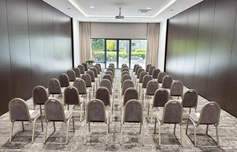 Hotel Warszawianka Centrum Kongresowe - photo 1