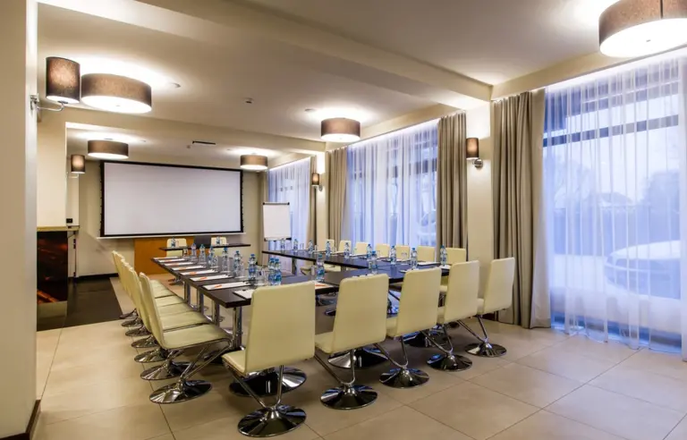 Hotel Emocja - photo 1