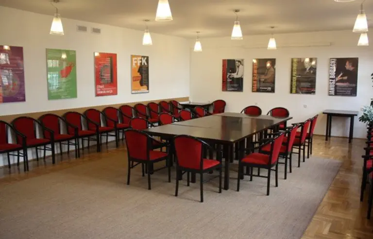 Centrum Lowicka Dom Kultury Warszawa sala konferencyjna