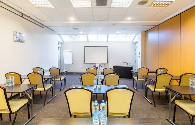 Qubus Hotel Zielona Góra - photo 1