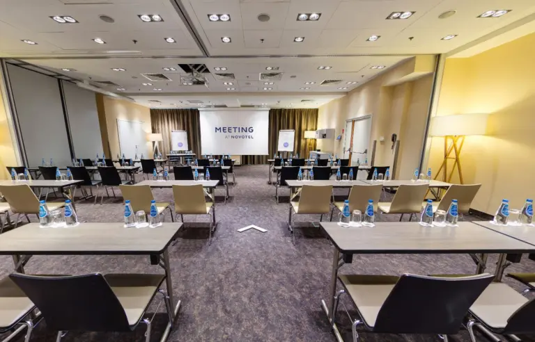 Novotel Warszawa Centrum - photo 1