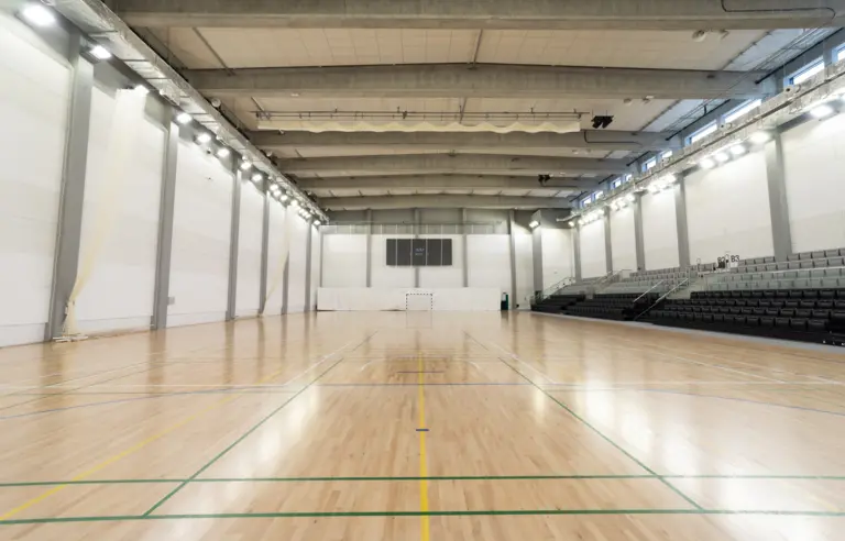 Hala Widowiskowo-Sportowa Urania - photo 1