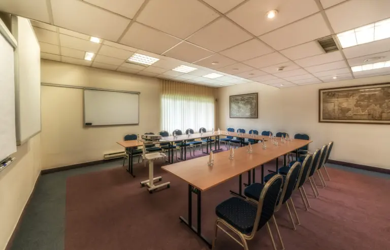 Hotel HP Park Poznań - zdjęcie 1