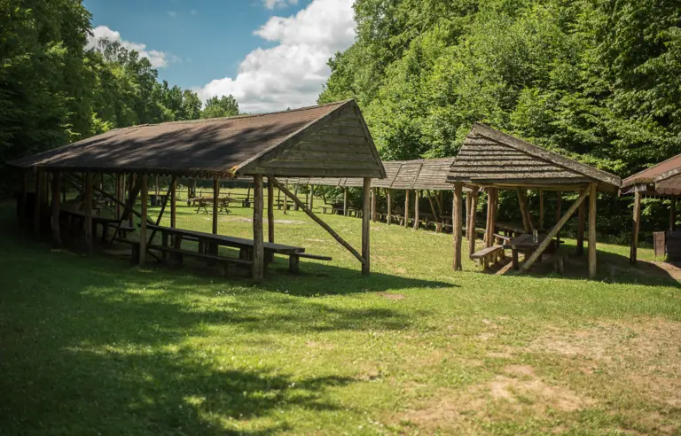 Hotel Żubrówka Białowieża - photo 1