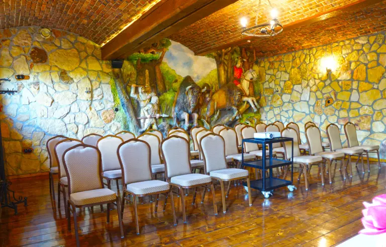 Restauracja i Hotel Rycerski - zdjęcie 1