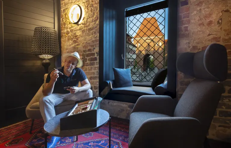 Hotel 1231 - photo 1