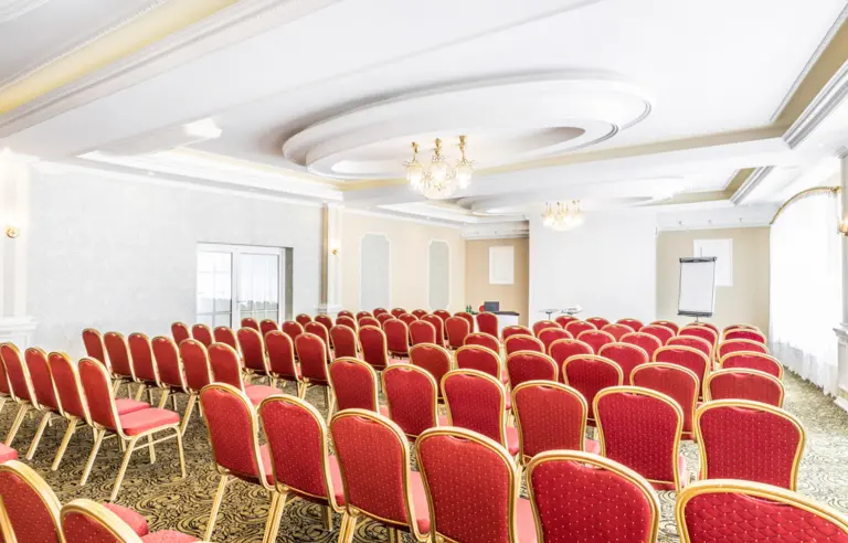 Hotel Windsor nad Zalewem Zegrzyńskim - photo 1