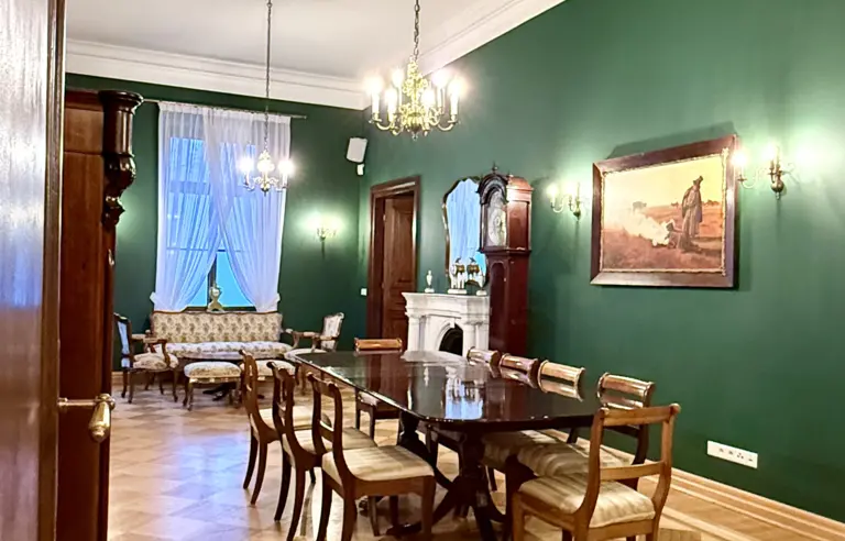 Pałac Rozalin - zdjęcie 1