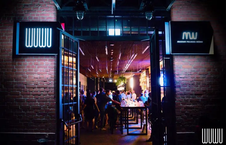 WuWu Bistro - Centrum Praskie Koneser Warszawa