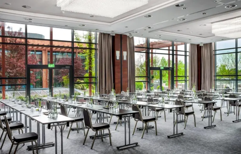 Hotel Warszawianka Centrum Kongresowe - photo 1