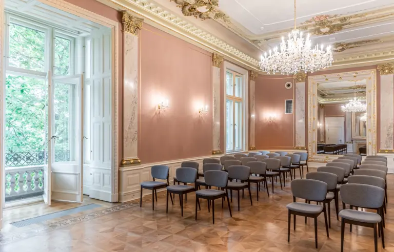 Hotel Altus Palace - zdjęcie 1