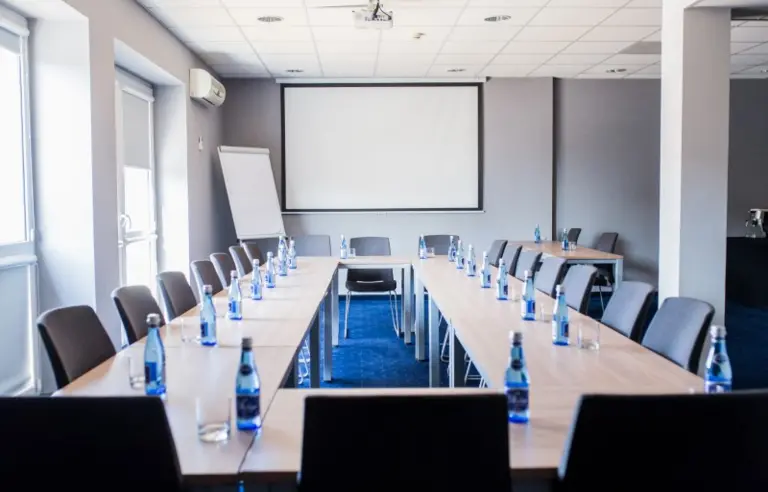 Apis Hotel - photo 1