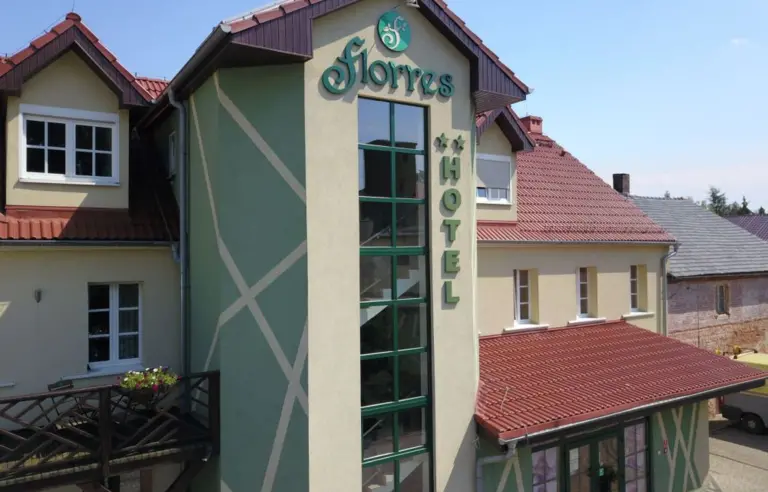 Centrum Restauracyjno-Hotelowe Florres Pawlowiczki