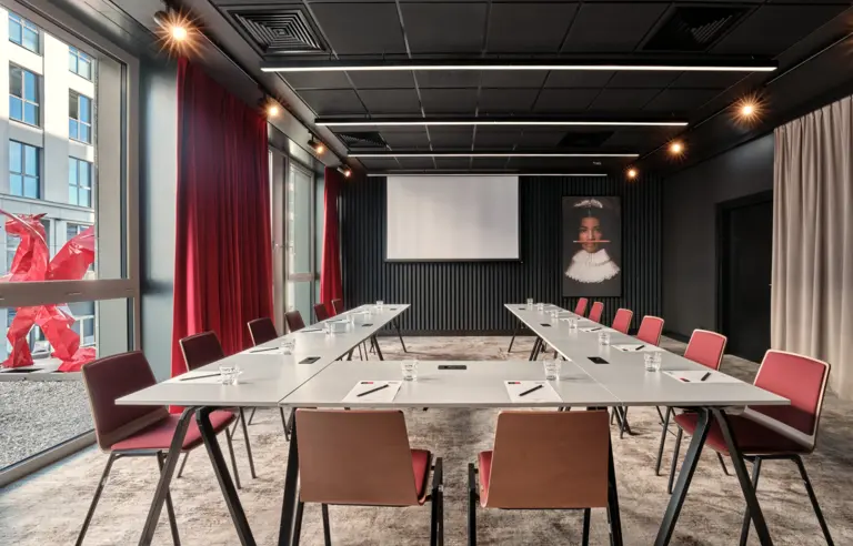 Radisson RED Hotel & Radisson RED Apartments Kraków - photo 1