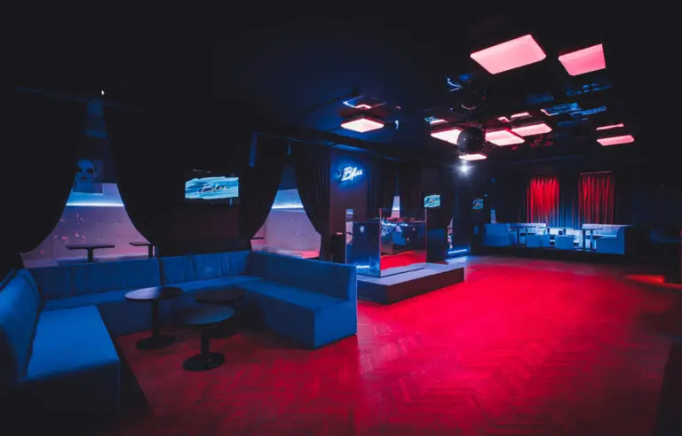 Bank Club - zdjęcie 1