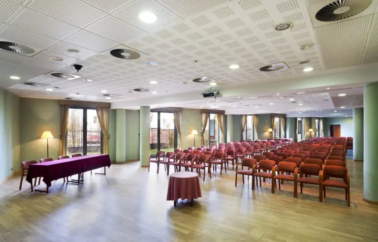 Zakrzówek Konferencje i Eventy / Sympo Apartments (dawniej Hotel Sympozjum Kraków) - zdjęcie 1