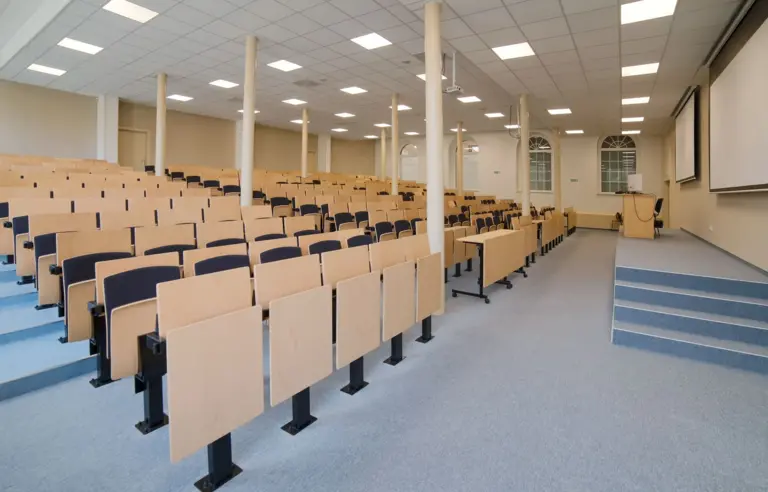 Akademia Humanistyczno-Ekonomiczna w Łodzi - zdjęcie 1