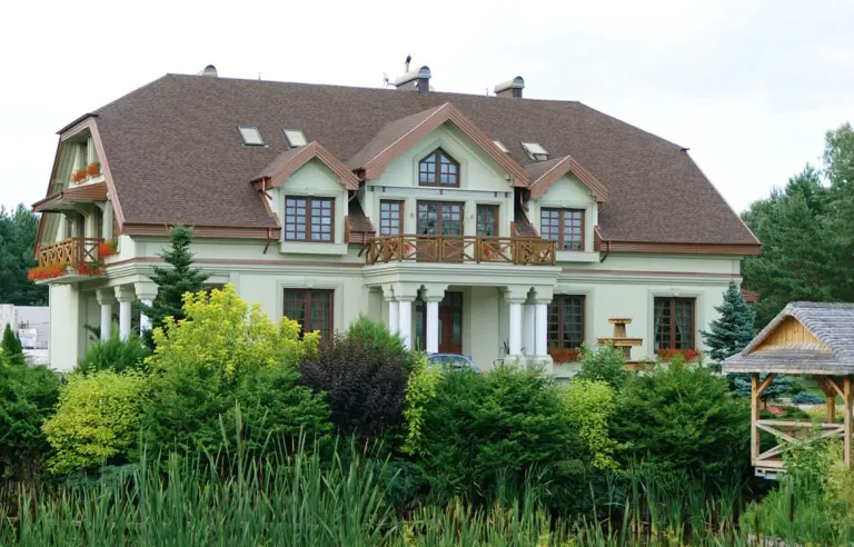 JK Dwór Grabowszczyzna Huszcza