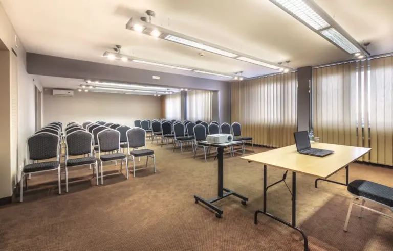 Hotel Tarnovia - photo 1