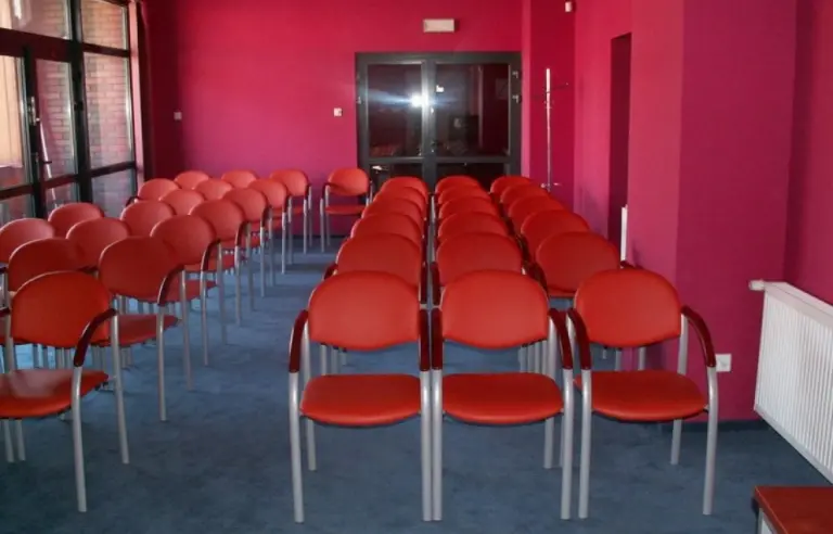 Teatr Baj Pomorski w Toruniu - photo 1