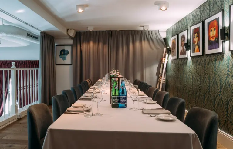 Restauracja Akademia - zdjęcie 1