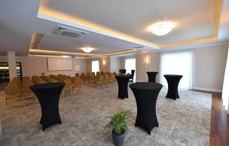 Hotel Focus Centrum Konferencyjne - photo 1